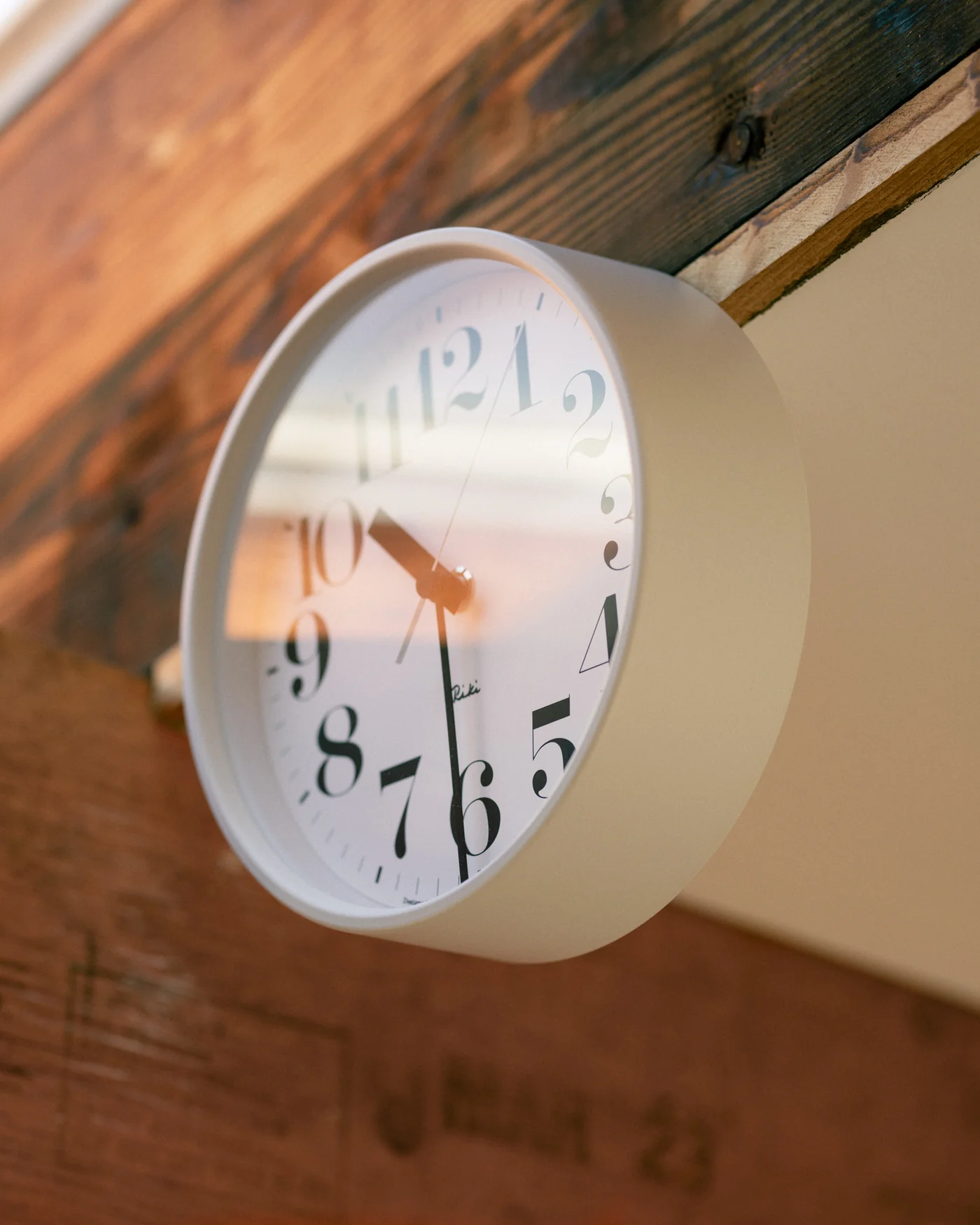 Riki Steel Clock White